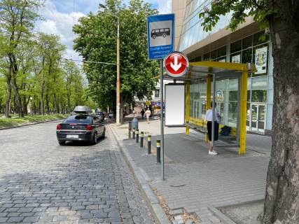 Non-Standard A in Dnipro (Dnipropetrovsk), 0,97х1,98  Pr.Dmitra Avornic'kogo, bila bud.34, pisla st.V.Vernads'kogo Photo 1