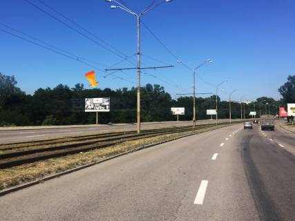 Billboard B in Dnipro (Dnipropetrovsk), 6х3  z/m Lomivs'kij No1, v'izd na Kajdac'kij mist Photo 1