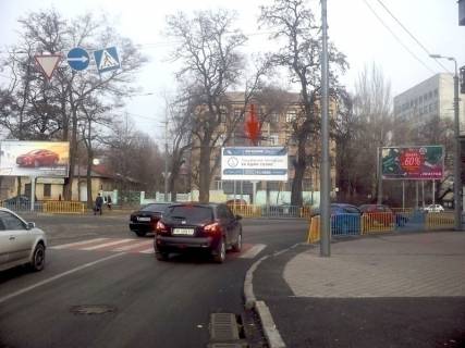 Billboard A in Dnipro (Dnipropetrovsk), 6х3  st.Roboca, perehresta z av.Lesi Ukrainki (av.Puskina) Photo 1