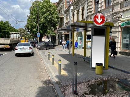 Non-Standard A in Dnipro (Dnipropetrovsk), 0,74х1,59(перф)  Pr.Dmitra Avornic'kogo, bila bud.40, pisla st.Barikadna Photo 1