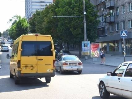 Citylight A in Dnipro (Dnipropetrovsk), 1,2x1,8  av.Oleksandra Pola, 12 (mag. Intertop) pisohidnij perehid Photo 1