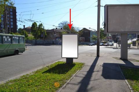 Citylight B in Dnipro (Dnipropetrovsk), 1,2x1,8  av.Lesi Ukrainki (av.Puskina), na rozpodil'cij alei, vid st.A.Fabra do av.Oleksandra Pola - 1- Photo 1