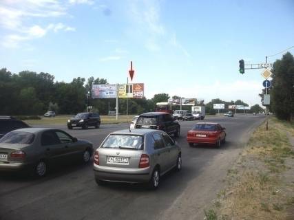 Billboard B in Dnipro (Dnipropetrovsk), 6х3  st.Marsala Malinovs'kogo, 108, svitlofor (rozpodiluvac v rajoni povorotu na Ribal's'ke) Photo 1