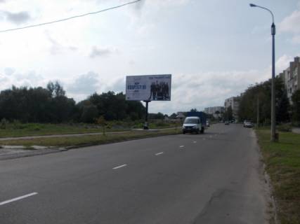Billboard B in Sumi, 6x3  Nizn'oholodnogorivs'ka st., 10 (100m."Privatbank") Photo 1