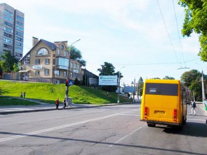 Billboard B in Sumi Gor'kogo st., 22 (rajispolkom) ("Osadbank","Kredobank") Photo 1