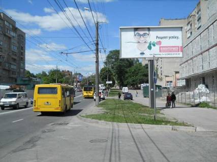 Billboard A in Vinnytsia Kievskaa st., ("PrivatBank", z/k "Nabereznyj kvartal", gostinnica "Rejkarc Optima" ) iz centra Photo 1