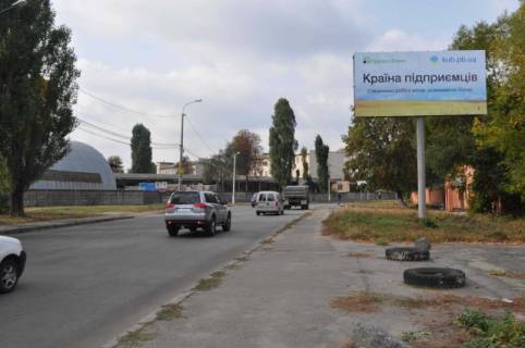 Billboard A in Vinnytsia Vatutina st., 15 - 100 m. do Simka st. (magazin Avtozapcastej,STO) Photo 1