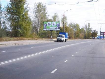 Billboard B in Sumi Geroev Krut st. (300 m k "Epicentru") Photo 1