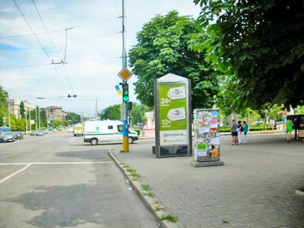 Pillar, Pillar A in Zaporizhzhya Sobornyj av.-Sevcenko bst. na Sobornyj av. CENTRAL'̱NAA ZONA.(Kinoteatr im.Maakovskogo,naprotiv Merii) Photo 1