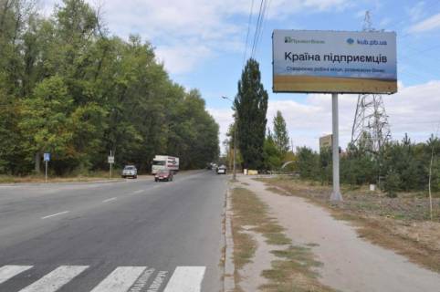 Billboard A in Vinnytsia, 6x3  Lipovec'ka st., 12 (naproti zavodu Roshen) Photo 1