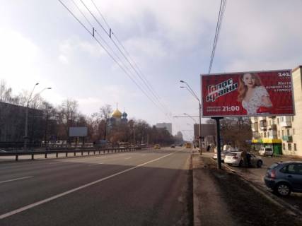 Prismatron, Prism A in Kyiv, 6x3  Peremogi av., 126 (600 m. do st. m. "Zitomirs'ka") - 273885 Photo 1