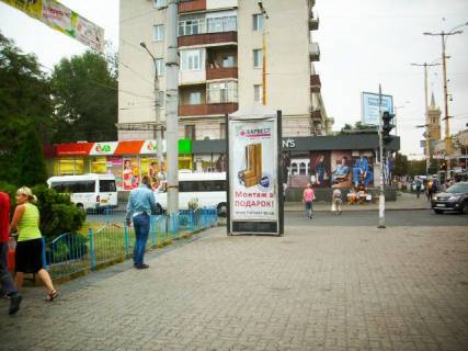 Pillar, Pillar A in Zaporizhzhya Sobornyj av. - Metallurgov av. na Sobornyj av. CENTRAL'̱NAA ZONA.(naprotiv restorana"Makdonal'ds, k "Colins" i "Osadbank") Photo 1