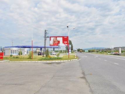 Billboard B in Uzhgorod Trassa na Slovakiu (ob"ezdnaa, povorot na Rynok, AZS "Ukrnafta") (naprotiv  Avtocent-Uzgorod "Mitsubishi") Photo 1