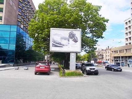 Backlight B in Zaporizhzhya, 4x3  Sobornij av.,  Geroiv pl.  (Gostinica "Intourist" do "Al'fa-Banku" ta "Nova Posta") Photo 1