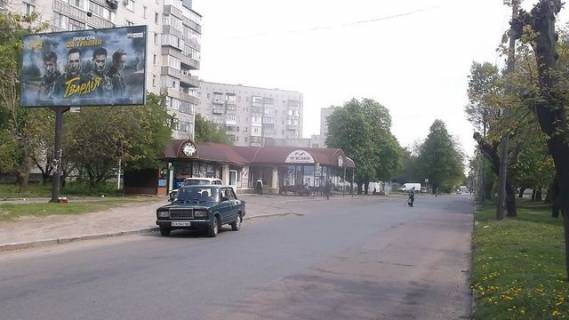Billboard B in Cherkasy, 6x3  Blagovisna st., 455 - Rizdvana st.,(za zupinkou) Photo 1
