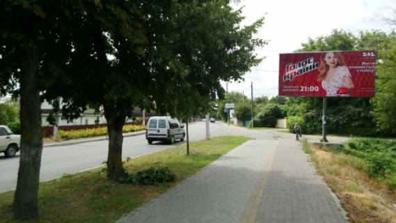 Billboard A in Kovel, 6x3  Volodimirs'ka  st. - Naberezna st. Photo 1