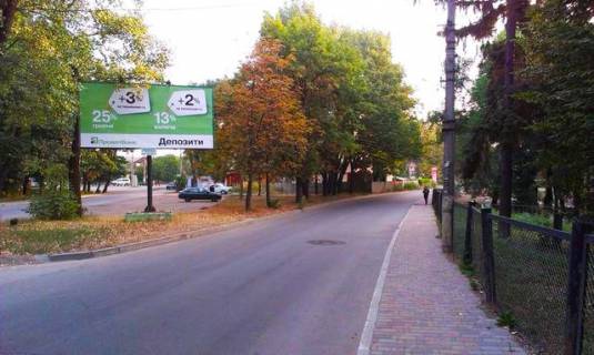 Billboard A in Chernivtsi, 6x3  Tihorec'ka st. - Fastivs'ka st. (pered Avtovokzalom ) Photo 1