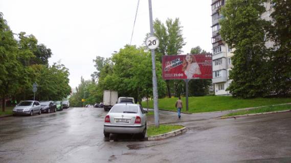 Billboard A in Kyiv, 6x3  Garmatna st., 38 Photo 1