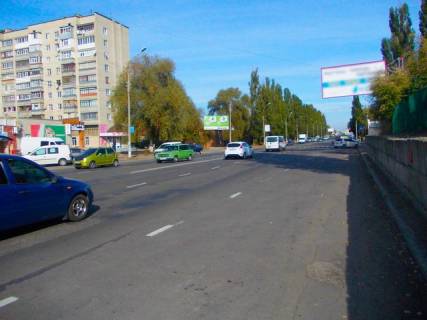 Billboard B in Sumi Prokof'eva st.,12 - Dargomyzskogo st. (200 m. k AZS "Amis") Photo 1