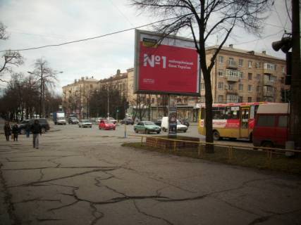 Scrolller, Scroll B in Zaporizhzhya Sobornyj av.- Novickogo st. CENTRAL'̱NAA ZONA (naprotiv "Rajffajzen Bank Aval'") - 315718 Photo 1