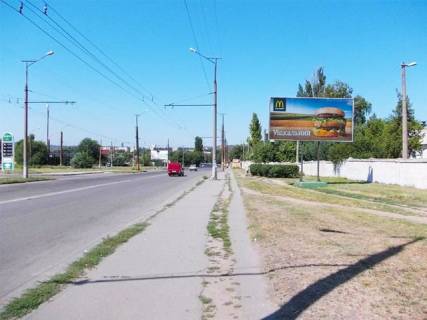 Billboard A in Krivy Rig, 6x3  Kresovs'kaa damba/5 - Desantna st., 1a, vid  mkr. Zaricnij Photo 1