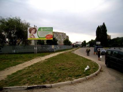 Billboard B in Cherkasy Gagarina st. -  Starosobornyj spusk (ZK "Nova Mitnica",150 m. k supermarketu "Velika Kisena") Photo 1