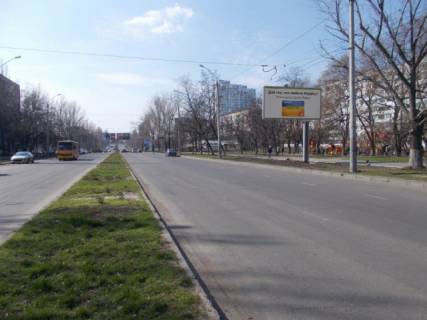 Billboard A in Odessa, 6x3  Gluska av., 26  - 150 m. do Il'fa ta Petrova st. Photo 1