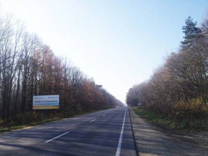 Billboard B in Lviv route Trassa L'vov - Segini, s. Vola Bartatovs'ka, 10 km. ot L'vova Photo 1