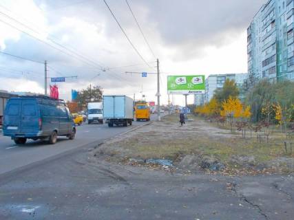 Billboard A in Sumi, 6x3  Geroiv Krut st.,  52 (naproti avtosaloniv Ford, Skoda, Reno) Photo 1