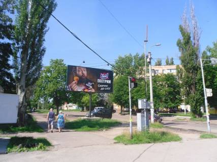 Billboard B in Cherkasy, 6x3  Kiski S. st., - Himikiv pr-t (do Palacu Sportuv) Photo 1