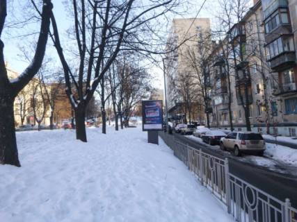 Citylight A in Kyiv, 1.2x1.8  Marii Prijmacenko bul'var (Lihacova), 8 (bul'varna castina) scheme