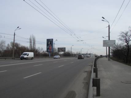 Backlight B in Lviv, 8м х 4м  Lugova, slahoprvid z st. Bogatirs'ka (ruh v bik Oboloni, livoruc) scheme