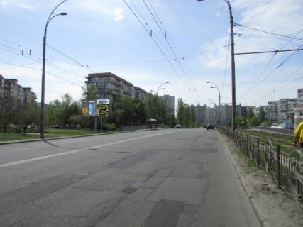 Billboard B in Lviv, 3м x 6м  Marsala Timosenka, 4 ruh vid M"Mins'ka" abo Zoi Gajdaj scheme