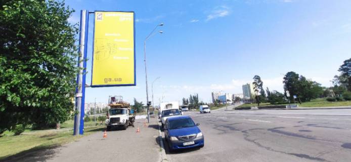 Backlight B in Lviv, 8м х 4м  Brovars'kij prospekt,  za 180 metriv ruhu iz centru mista  do m. Cernigivs'ka, livoruc scheme