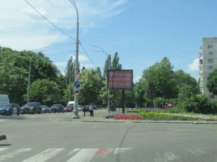 Scrolller, Scroll A in Kyiv, 3.14x2.32  Golosiivs'kij prospekt (40-ricca Zovtna) / Uzgorods'kij provulok - 196289 scheme