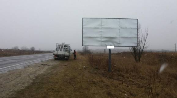 Billboard B in Lviv route, 6x3  Avtodoroga L'viv-Krakivec', pered Avorovom, pravij Photo 1