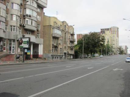 Scrolller, Scroll B in Lviv, 2,32м х 3,14м  Antonovica (Gor'kogo), 140,  za 40 metriv do perehresta z st. Tvers'ka (svitlofor) - 484632 scheme