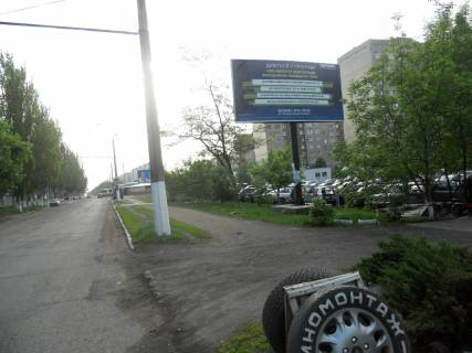 Billboard A in Berdyansk st. Batuka (bila atostoanki) Photo 1