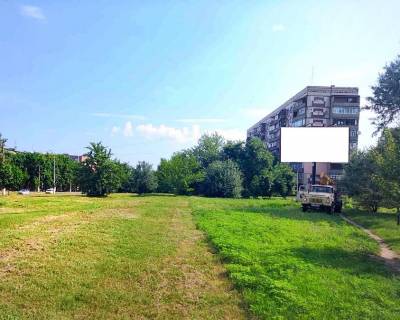 Billboard A in Kramatorsk, 3х6  b-r Kramators'kiij miz st.Parkova ta st.Ostapa Visni, magazin "Anna" Photo 1