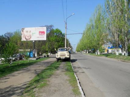 Billboard A in Berdyansk st. Batuka (bila atostoanki) Photo 1