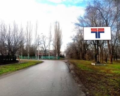Billboard A in Berdyansk prov. Esenina, bila bud. 5 Photo 1