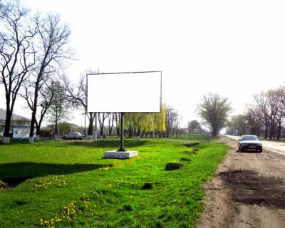Billboard B in Oleksandria, 3х6  st. Znam'ans'ka (navproti zitlovogo budinku No57) Photo 1