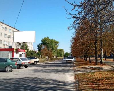 Billboard B in Vasylivka, 3х6  bul'var Central'nij, bila bud. 10 Photo 1