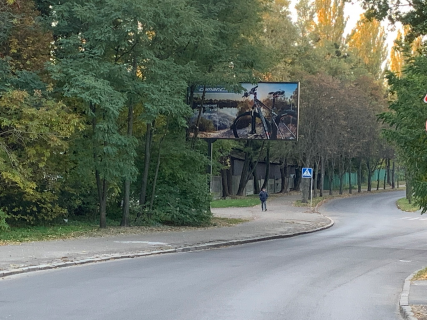 Billboard B in Kyiv st. Saratovs'ka, 61 (03-085-01) v naparmku vid st. Stecenka Photo 1