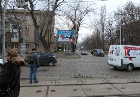 Backlight B in Odessa Gagarina av., - Francuzskij b-r.,14-A Photo 1