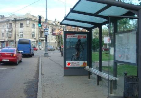 Citylight A in Odessa, 1.8x1.2  Kolontaivs'ka st. -Staroportofrankivs'ka st., zupinka 1 Photo 1