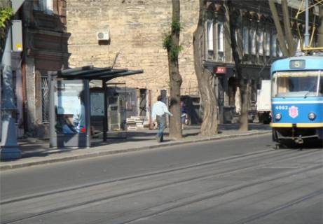 Citylight B in Odessa, 1.8x1.2  Kolontaivs'ka st. - Majsters'ka st. , zupinka 2 Photo 1