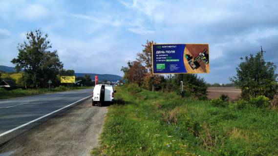 Billboard A in Zolochiv (Lviv region), 6x3м.  m. Zolociv, viizd na m. L'viv, trasa L'viv - Ternopil' (N-02) + AZK Brent Oil + zovta vitrozahisna luminescentna ramka Photo 3