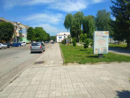 Citylight A in Mykolayiv (Lviv region), 1.8м.x1.2м.  m. Mikolaiv, st. L'vivs'ka/ pl. Rinok, pam. T.G. Sevcenku, Policia, Osadbank, Evromarket, Nas Kraj, Kopijocka ta in. Photo 1