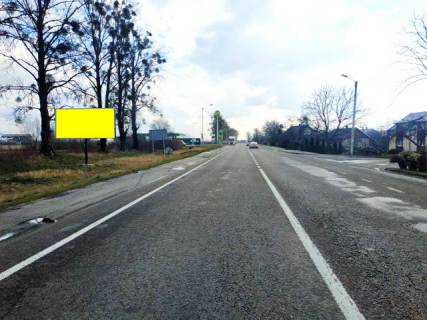 Billboard B in Soposhin, 6x3м.  с. Сопошин, виїзд з м. Жовква в напрямку м. Львів, траса Львів- Рава-Руська (М-09), поряд АЗК WOG, пішохідний перехід світлофор, зупинка гром. транспорту Photo 1